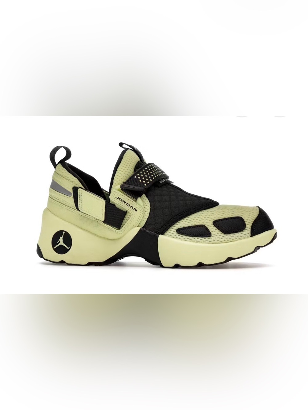 Jordan Trunner LX Luminous Green HQ2164-302 Women Size 15.5 / Men Size 14 NWOB